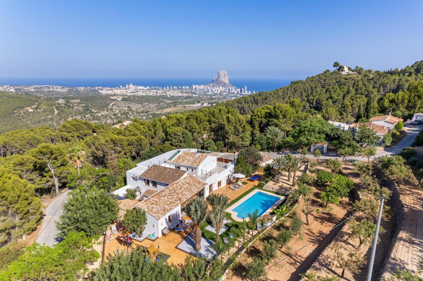 Villa Joan - Plusholidays 칼페 외부 사진