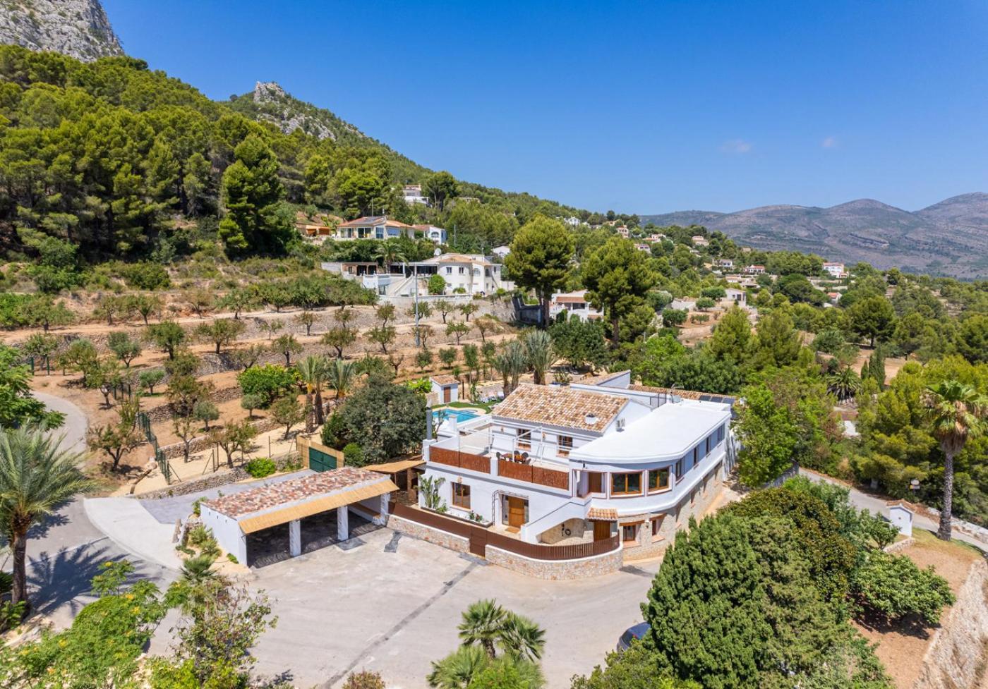 Villa Joan - Plusholidays 칼페 외부 사진